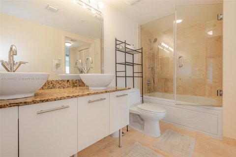 Copropriété à vendre à Miami, Floride: 1 chambre, 88.44 m2 № 1940688 - photo 26