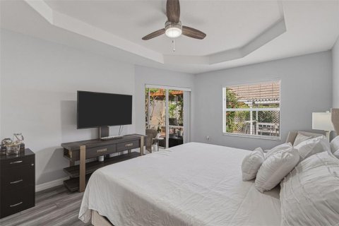 House in Venice, Florida 3 bedrooms, 169.27 sq.m. № 2142014 - photo 21