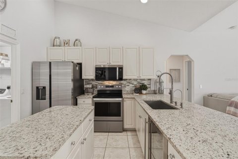 House in Venice, Florida 3 bedrooms, 169.27 sq.m. № 2142014 - photo 27