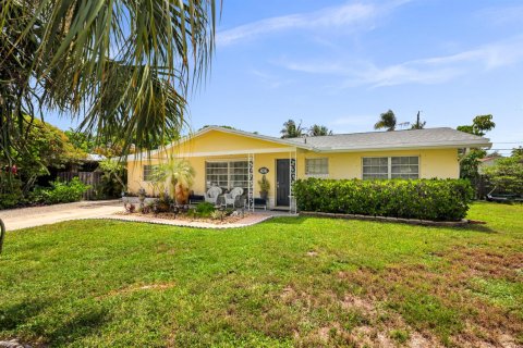 Villa ou maison à vendre à Jupiter, Floride: 3 chambres, 150.5 m2 № 2184997 - photo 2