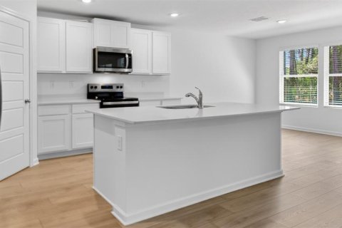 House in Palm Coast, Florida 4 bedrooms, 184.6 sq.m. № 2104709 - photo 19