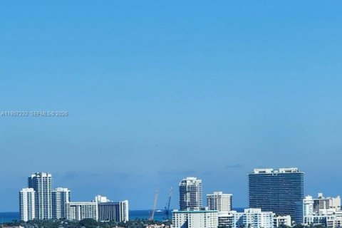 Купить кондоминиум в Норт-Майами, Флорида 2 спальни, 209.22м2, № 2019777 - фото 11