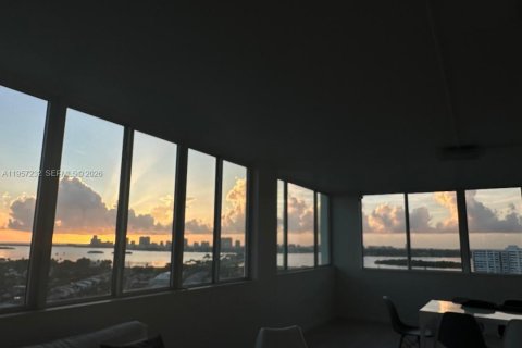 Купить кондоминиум в Норт-Майами, Флорида 2 спальни, 209.22м2, № 2019777 - фото 9