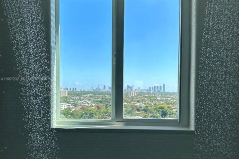 Купить кондоминиум в Норт-Майами, Флорида 2 спальни, 209.22м2, № 2019777 - фото 16