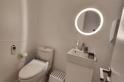 Купить кондоминиум в Норт-Майами, Флорида 2 спальни, 209.22м2, № 2019777 - фото 20