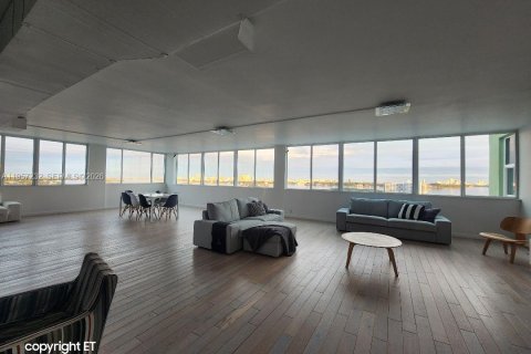 Купить кондоминиум в Норт-Майами, Флорида 2 спальни, 209.22м2, № 2019777 - фото 5