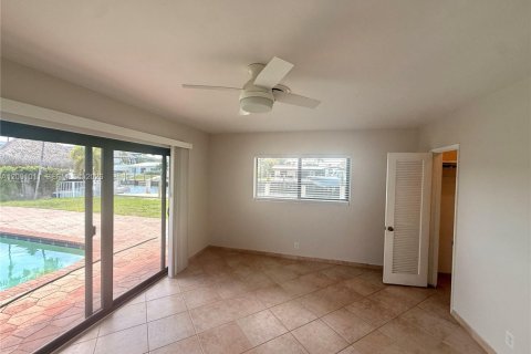 Снять в аренду виллу или дом в Помпано-Бич, Флорида 2 спальни, 129.32м2, № 2065314 - фото 6
