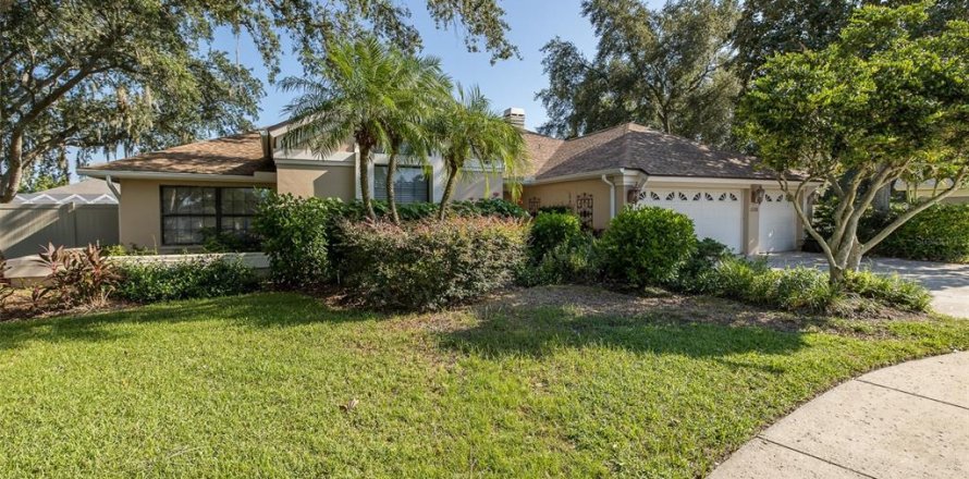 House in Odessa, Florida 5 bedrooms, 277.96 sq.m. № 1852637