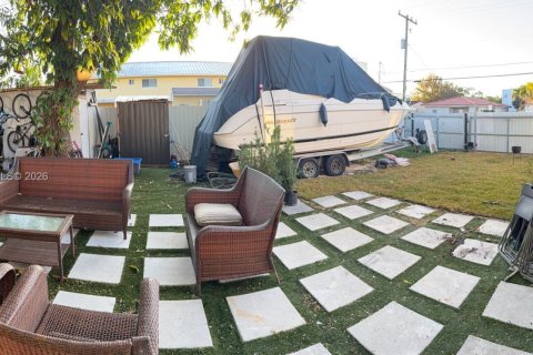 Casa en venta en Miami, Florida, 3 dormitorios, 134.43 m2 № 2029401 - foto 5