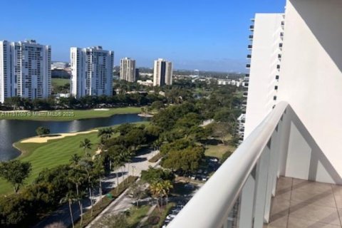 Condominio en venta en Aventura, Florida, 1 dormitorio, 70.14 m2 № 1860713 - foto 3