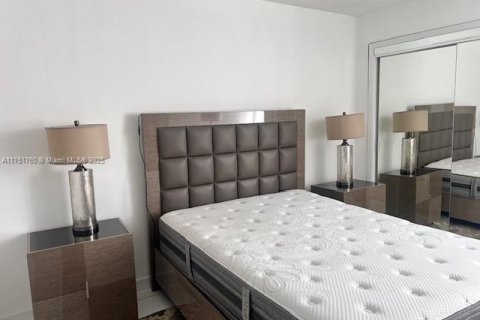 Condominio en venta en Aventura, Florida, 1 dormitorio, 70.14 m2 № 1860713 - foto 5