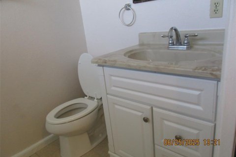 House in Kissimmee, Florida 3 bedrooms, 131.92 sq.m. № 1802222 - photo 29