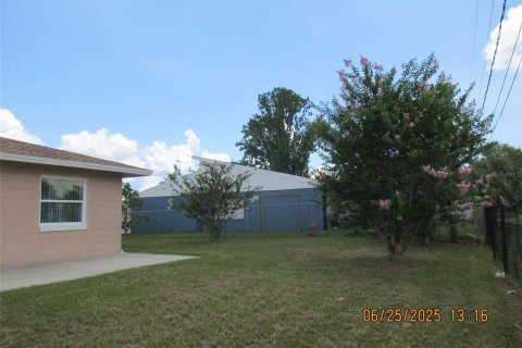 House in Kissimmee, Florida 3 bedrooms, 131.92 sq.m. № 1802222 - photo 6