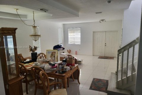 Villa ou maison à louer à Miami, Floride: 4 chambres, 201.97 m2 № 2042285 - photo 20