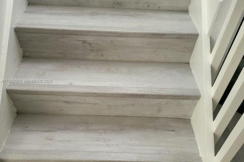 Villa ou maison à louer à Miami, Floride: 4 chambres, 201.97 m2 № 2042285 - photo 22