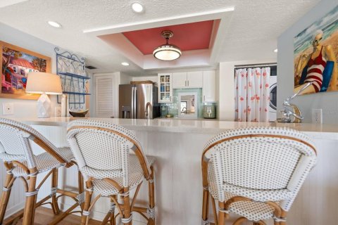 Condo in Indian Rocks Beach, Florida, 2 bedrooms  № 2396325 - photo 23