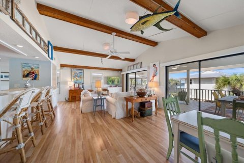 Condo in Indian Rocks Beach, Florida, 2 bedrooms  № 2396325 - photo 16