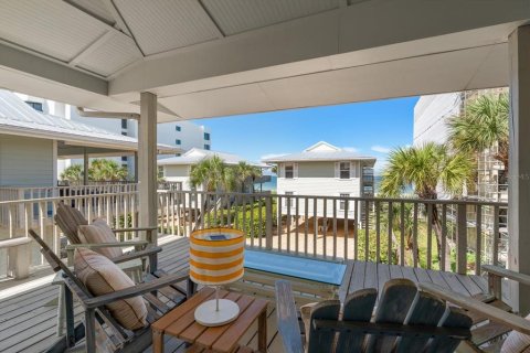 Condo in Indian Rocks Beach, Florida, 2 bedrooms  № 2396325 - photo 15