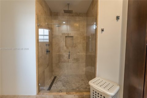 Villa ou maison à vendre à Doral, Floride: 5 chambres, 351.17 m2 № 2389499 - photo 27