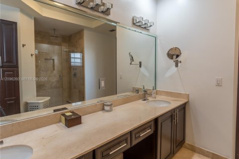Villa ou maison à vendre à Doral, Floride: 5 chambres, 351.17 m2 № 2389499 - photo 26