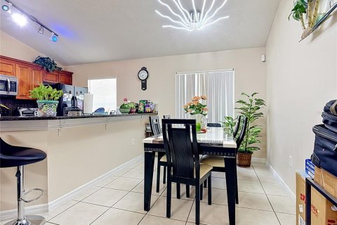 Casa en venta en Kissimmee, Florida, 3 dormitorios, 144.09 m2 № 2098272 - foto 5