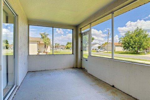 Casa en venta en Kissimmee, Florida, 3 dormitorios, 144.09 m2 № 2098272 - foto 14