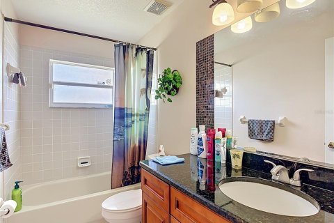 Casa en venta en Kissimmee, Florida, 3 dormitorios, 144.09 m2 № 2098272 - foto 9