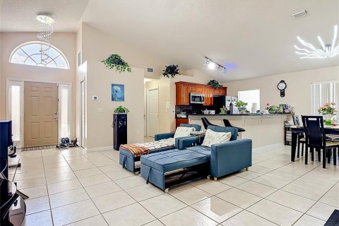 Casa en venta en Kissimmee, Florida, 3 dormitorios, 144.09 m2 № 2098272 - foto 4