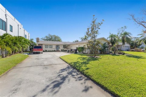 Land in Saint Petersburg, Florida № 1430632 - photo 17