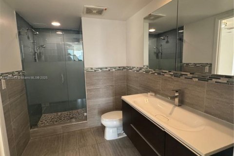 Condominio en venta en Miami, Florida, 1 dormitorio, 78.5 m2 № 2154614 - foto 13