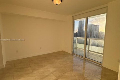 Condominio en venta en Miami, Florida, 1 dormitorio, 78.5 m2 № 2154614 - foto 14