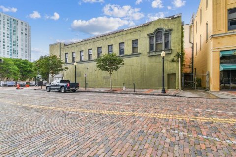 Commercial property in Tampa, Florida 899.67 sq.m. № 2102067 - photo 5