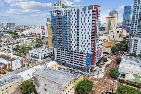 Commercial property in Tampa, Florida 899.67 sq.m. № 2102067 - photo 10