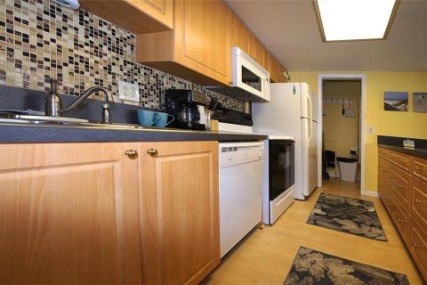 Studio in the Condo in New Smyrna Beach, Florida  № 2108448 - photo 2