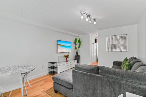 Condominio en venta en Miami Beach, Florida, 1 dormitorio, 39.58 m2 № 2084327 - foto 5