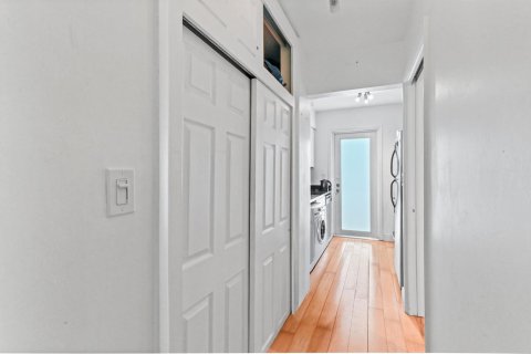 Condominio en venta en Miami Beach, Florida, 1 dormitorio, 39.58 m2 № 2084327 - foto 9