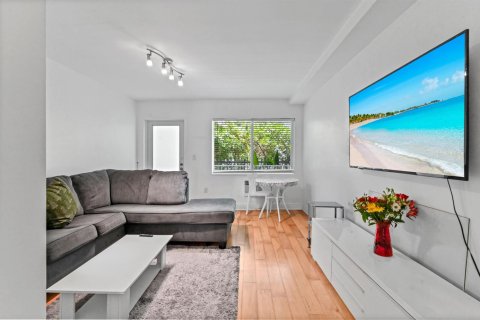 Condominio en venta en Miami Beach, Florida, 1 dormitorio, 39.58 m2 № 2084327 - foto 7