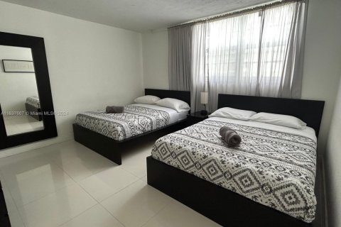 Copropriété à vendre à Hollywood, Floride: 1 chambre, 81.2 m2 № 1940369 - photo 5