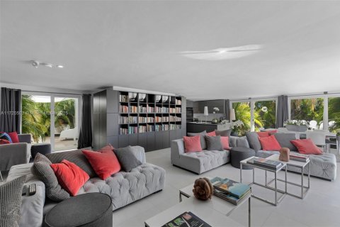 Casa en venta en Key Largo, Florida, 4 dormitorios, 189.89 m2 № 1868660 - foto 12