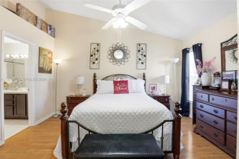 House in Orlando, Florida 3 bedrooms, 128.48 sq.m. № 2080687 - photo 16