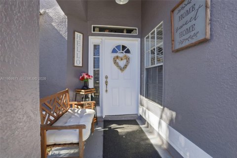 House in Orlando, Florida 3 bedrooms, 128.48 sq.m. № 2080687 - photo 4