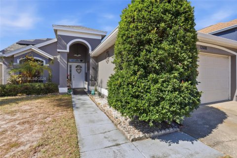 House in Orlando, Florida 3 bedrooms, 128.48 sq.m. № 2080687 - photo 3