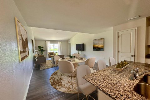 Купить виллу или дом в Лихай-Эйкерс, Флорида 3 спальни, № 1964078 - фото 5