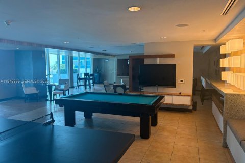 Condo in Miami, Florida, 1 bedroom  № 2153002 - photo 20