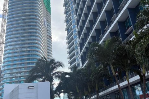 Condo in Miami, Florida, 1 bedroom  № 2153002 - photo 24