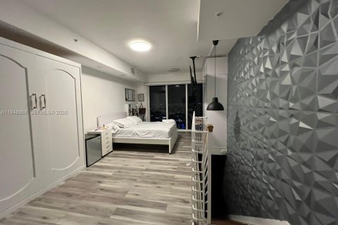 Condo in Miami, Florida, 1 bedroom  № 2153002 - photo 9