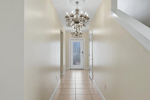 House in Parrish, Florida 4 bedrooms, 204.85 sq.m. № 2239672 - photo 4
