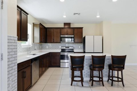 House in Parrish, Florida 4 bedrooms, 204.85 sq.m. № 2239672 - photo 15