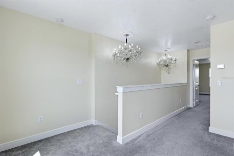 House in Parrish, Florida 4 bedrooms, 204.85 sq.m. № 2239672 - photo 20