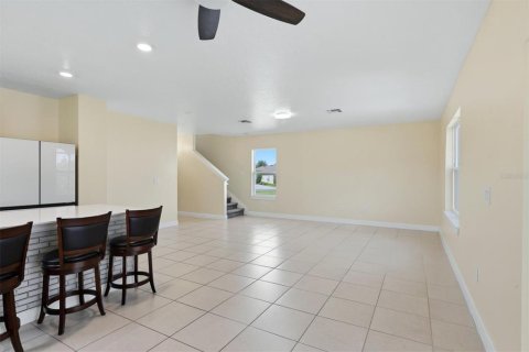 House in Parrish, Florida 4 bedrooms, 204.85 sq.m. № 2239672 - photo 11